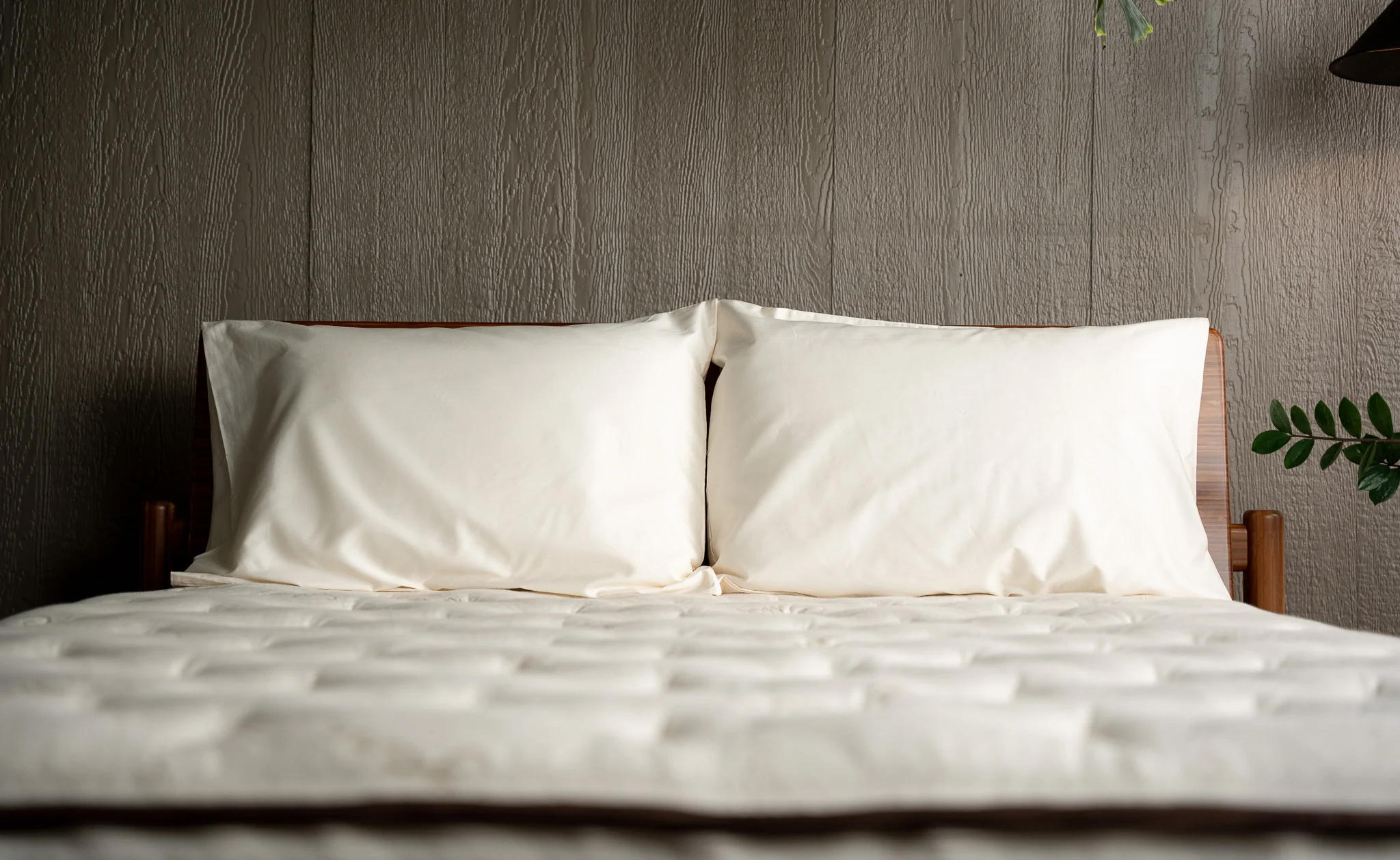 Cooling Cotton Pillow Protectors - Image 7