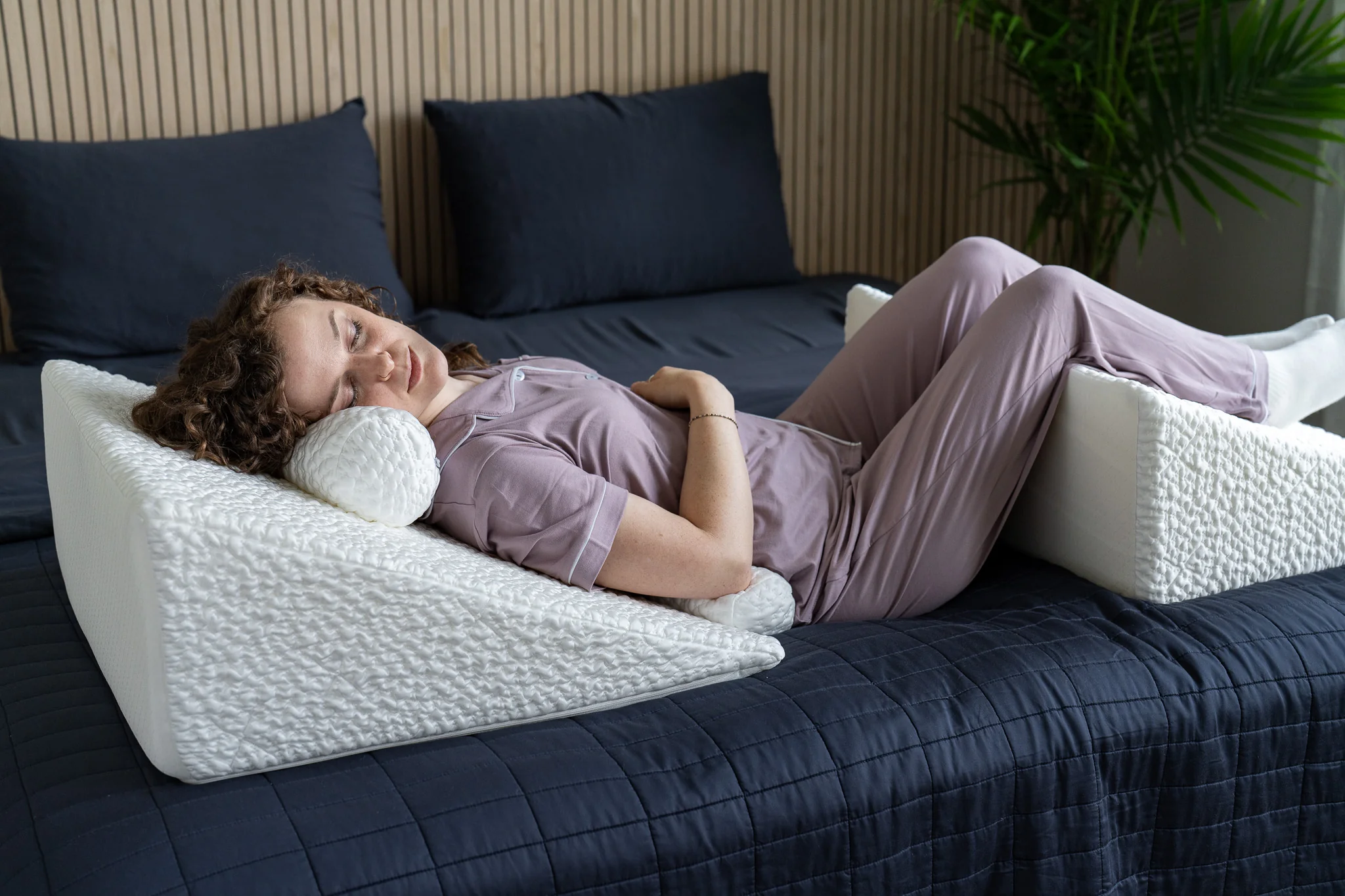 Easy Breather Wedge Pillow - Image 4