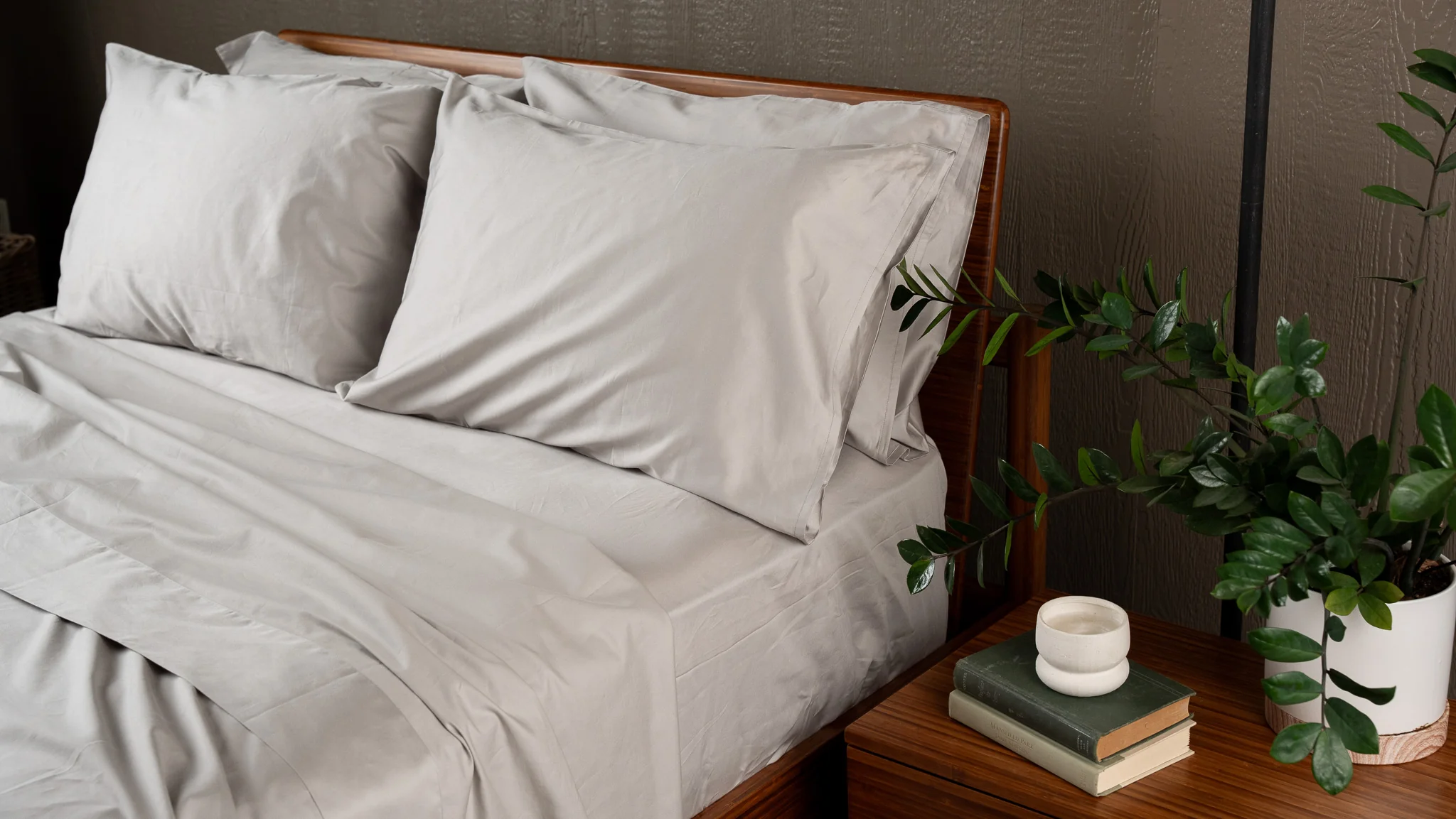 Sateen Organic Cotton Sheet Set + Pillowcases - Image 6