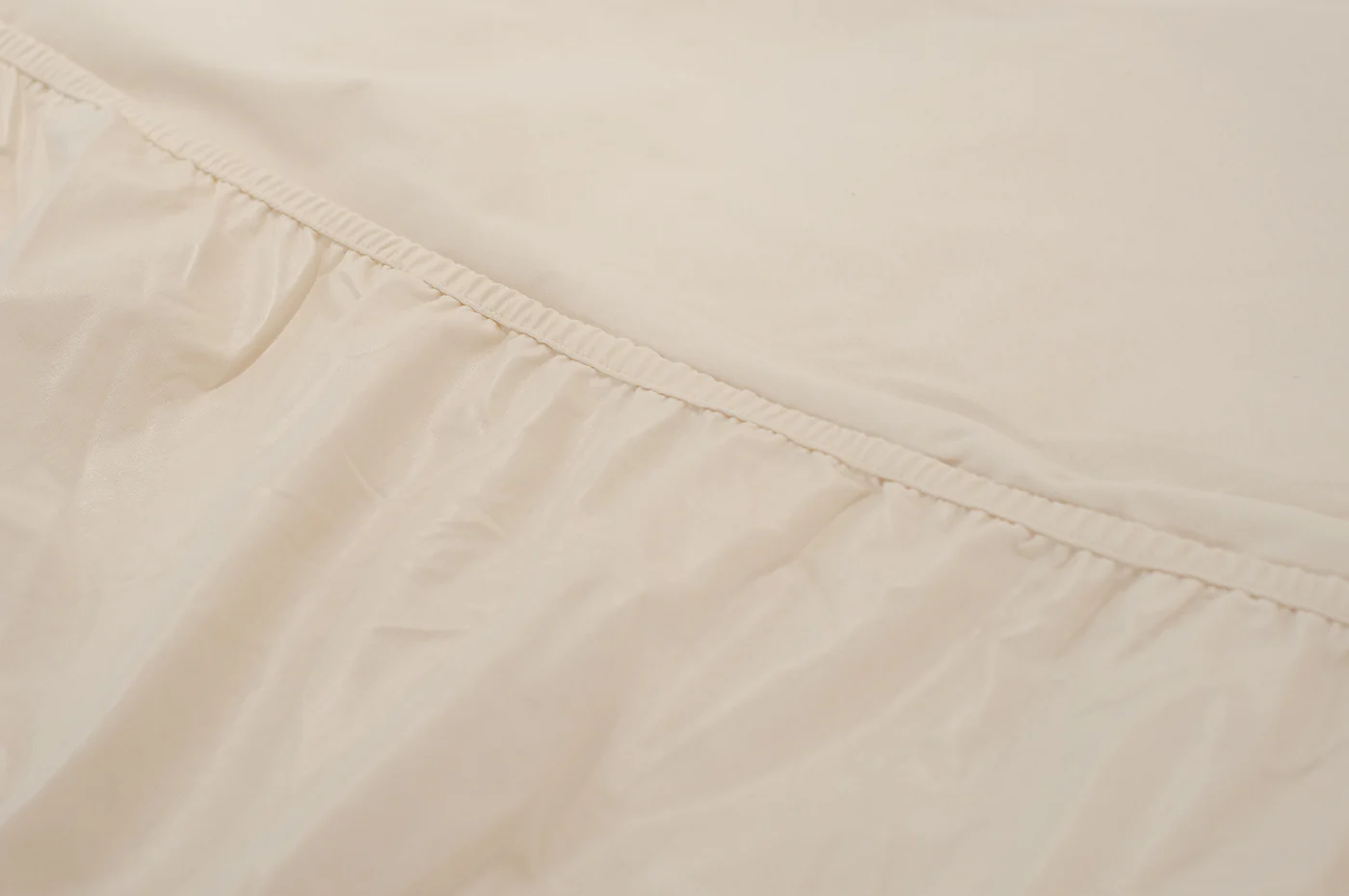 15" Organic Cotton Waterproof Mattress Protector - Image 6